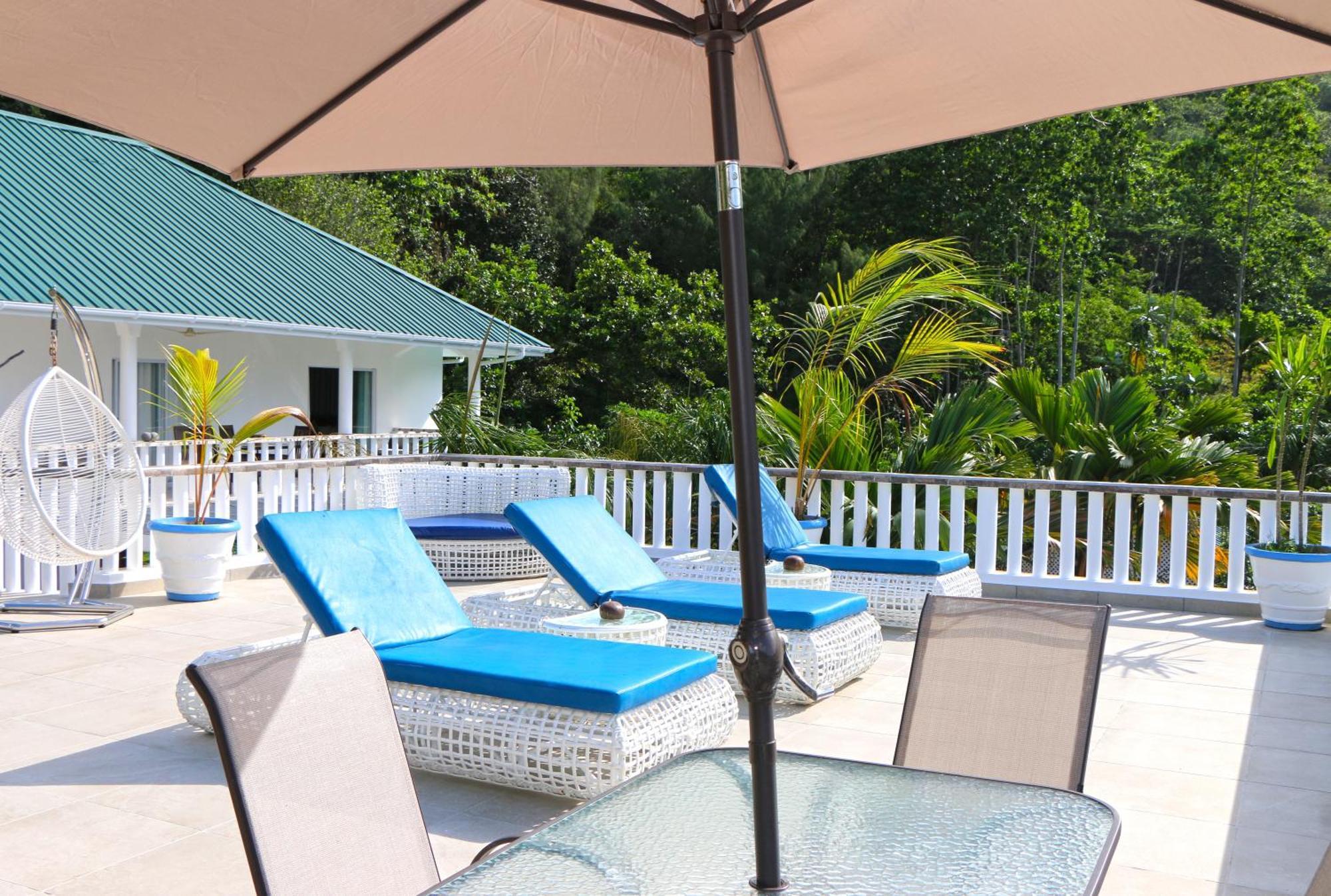 Ocean Blue Bay Apartment Anse Volbert Village Екстериор снимка