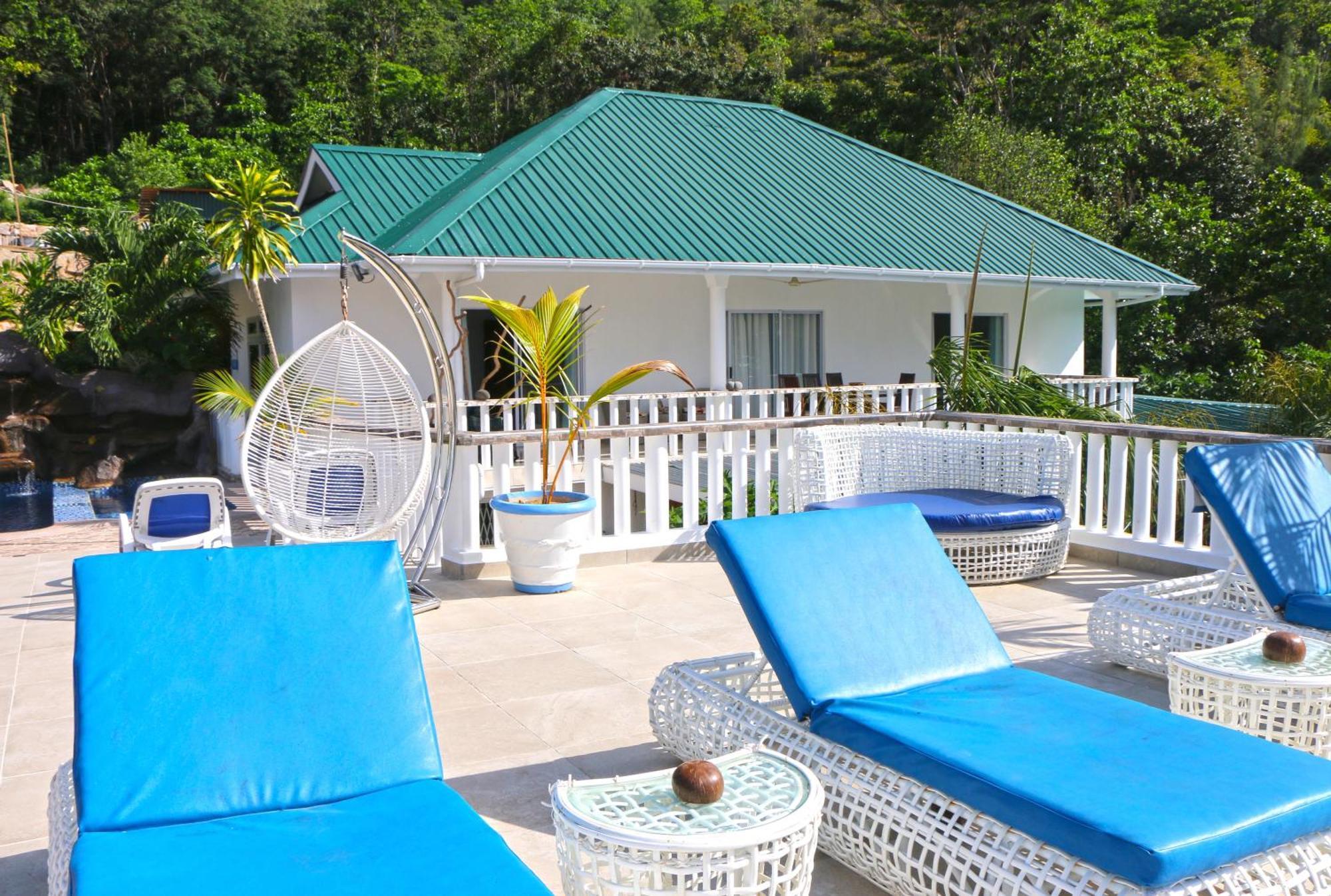 Ocean Blue Bay Apartment Anse Volbert Village Екстериор снимка