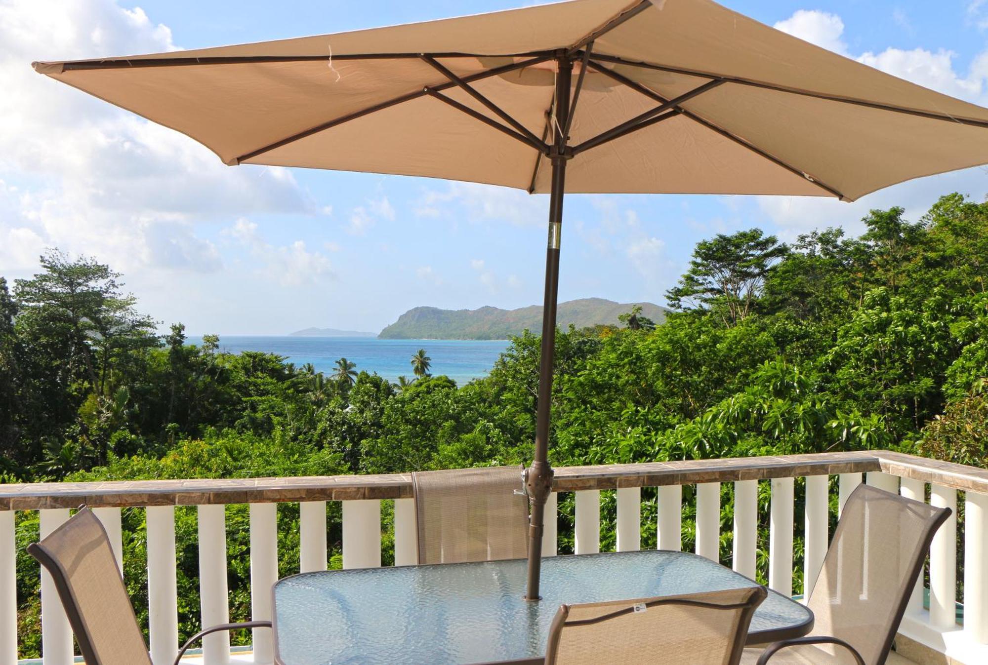 Ocean Blue Bay Apartment Anse Volbert Village Екстериор снимка