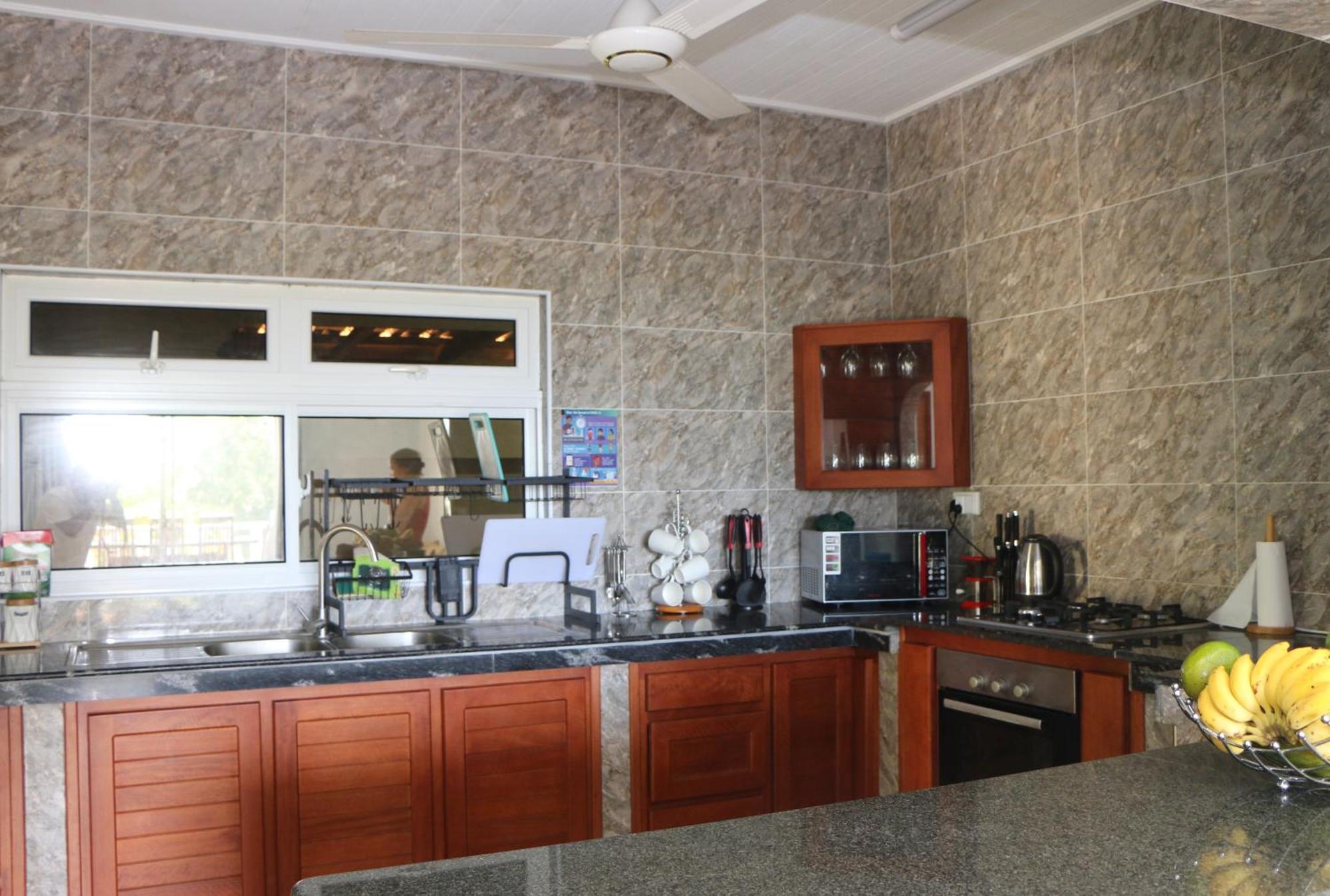 Ocean Blue Bay Apartment Anse Volbert Village Екстериор снимка