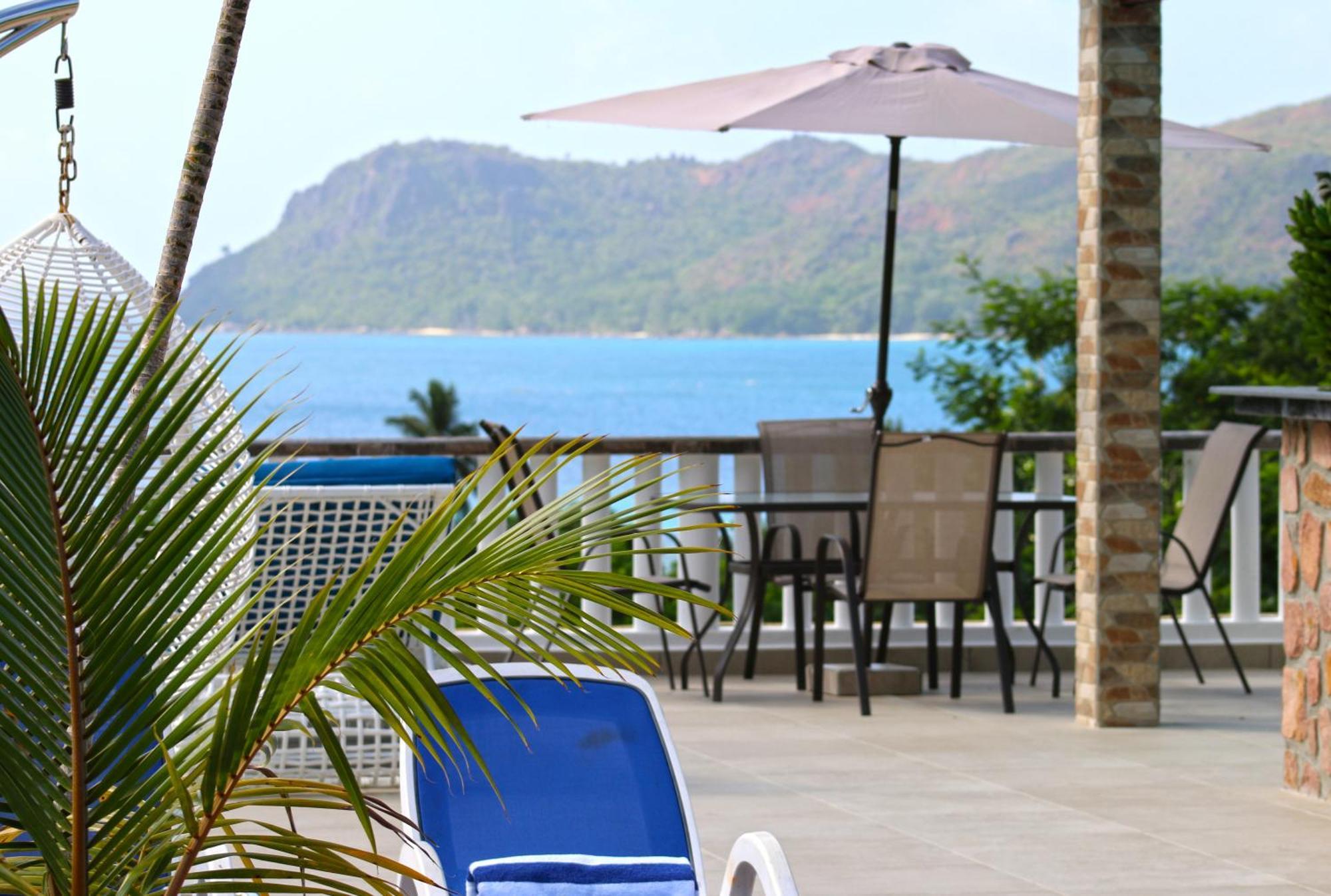 Ocean Blue Bay Apartment Anse Volbert Village Екстериор снимка